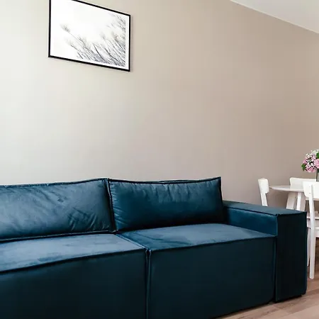 Апартаменти Lara Apartament 1 *